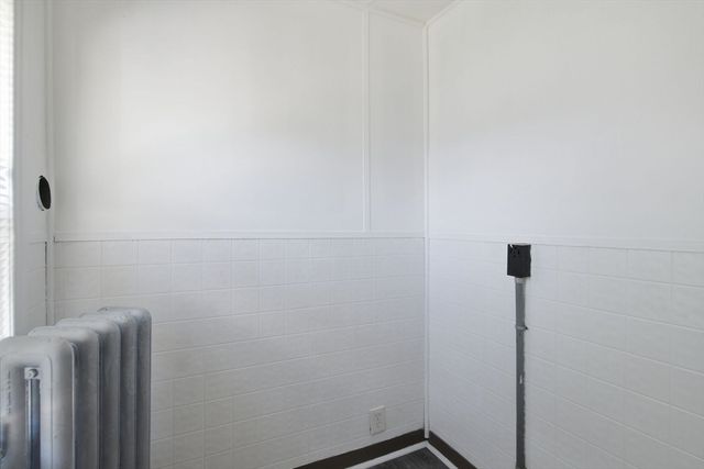 25 High Street, Agawam, MA 01001