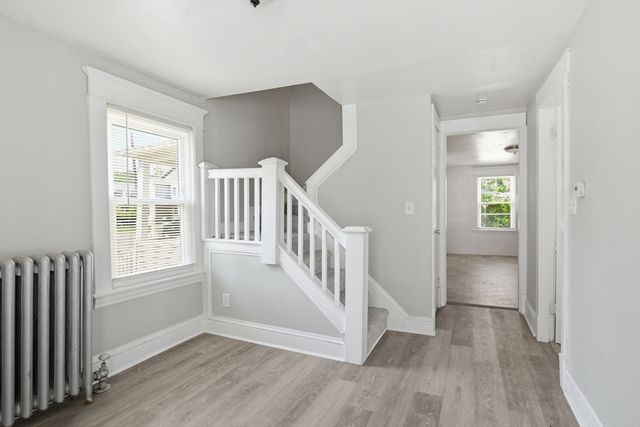 25 High Street, Agawam, MA 01001