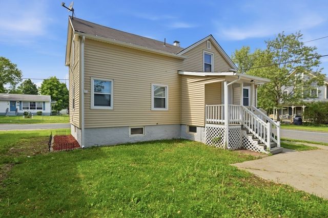 25 High Street, Agawam, MA 01001