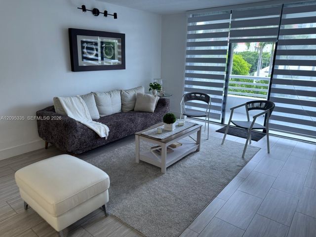 3300 NE 192nd Street 414, Aventura, FL 33180