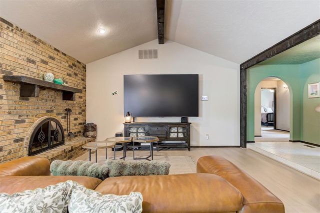 613 SW 63rd Terrace, Oklahoma City, OK 73139