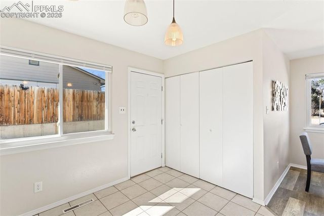 1728 N Chestnut Street, Colorado Springs, CO 80907