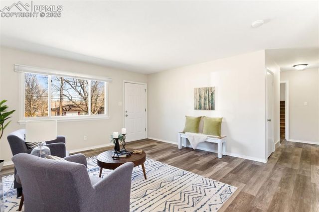 1728 N Chestnut Street, Colorado Springs, CO 80907