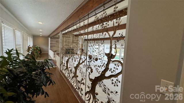 938 Sandswood Drive, Gastonia, NC 28054