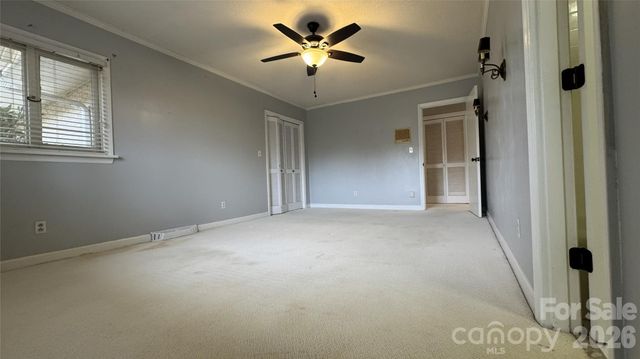 938 Sandswood Drive, Gastonia, NC 28054