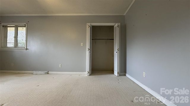 938 Sandswood Drive, Gastonia, NC 28054