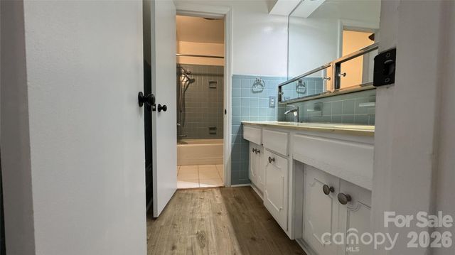 938 Sandswood Drive, Gastonia, NC 28054