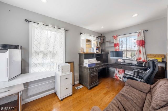 300 Ridge St, Newark City, NJ 07104