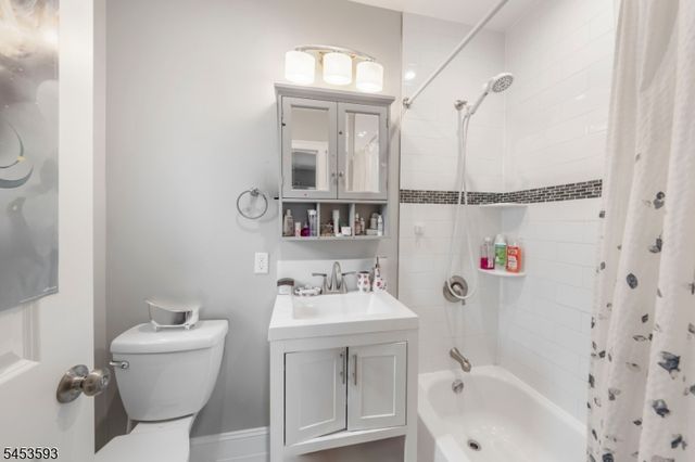 300 Ridge St, Newark City, NJ 07104
