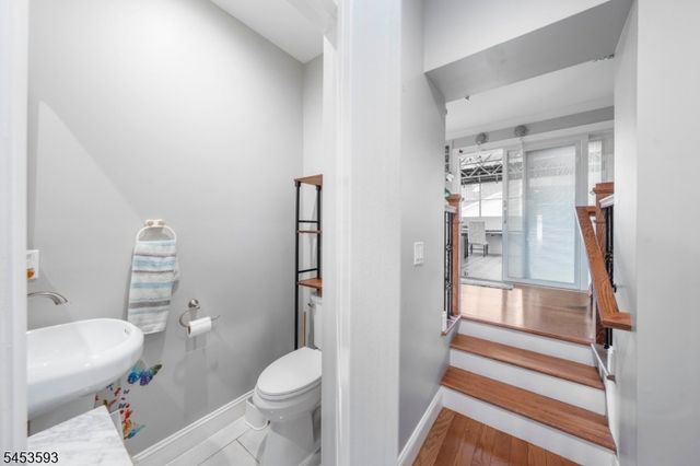 300 Ridge St, Newark City, NJ 07104