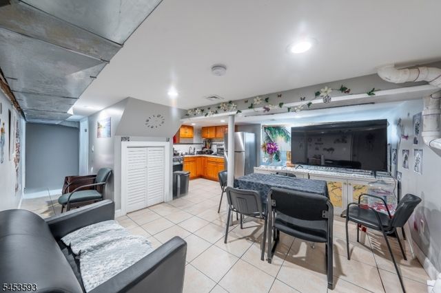 300 Ridge St, Newark City, NJ 07104