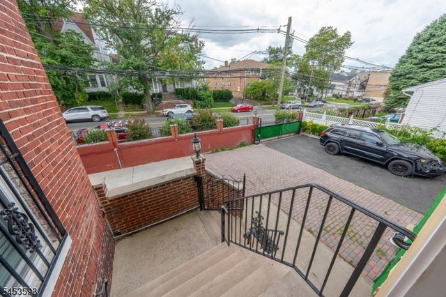 300 Ridge St, Newark City, NJ 07104