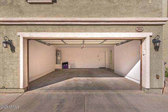 1664 E BRIDGEPORT Parkway, Gilbert, AZ 85295