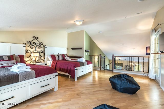 1664 E BRIDGEPORT Parkway, Gilbert, AZ 85295