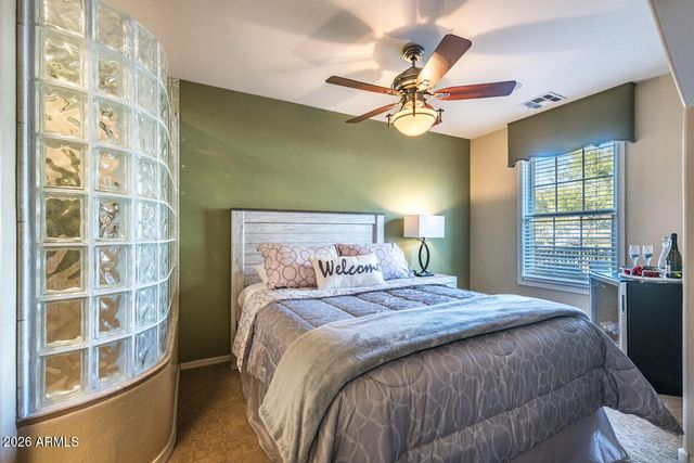 1664 E BRIDGEPORT Parkway, Gilbert, AZ 85295