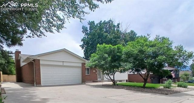 4017 N Loring Circle, Colorado Springs, CO 80909