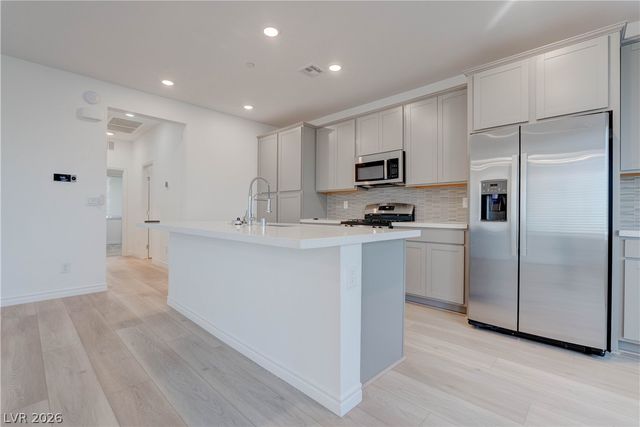 3302 Viola Hills Avenue, Henderson, NV 89044