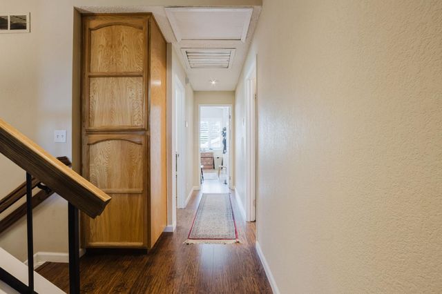 9881 Turtle Dove Ct, Elk Grove, CA 95624