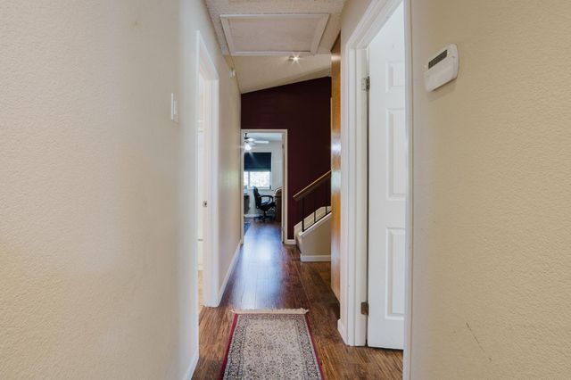 9881 Turtle Dove Ct, Elk Grove, CA 95624