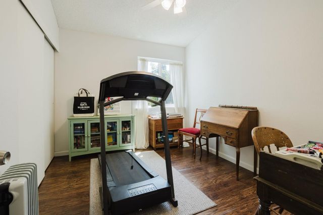 9881 Turtle Dove Ct, Elk Grove, CA 95624