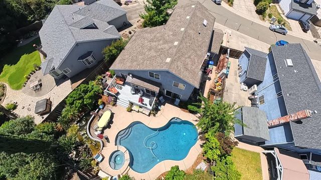 9881 Turtle Dove Ct, Elk Grove, CA 95624
