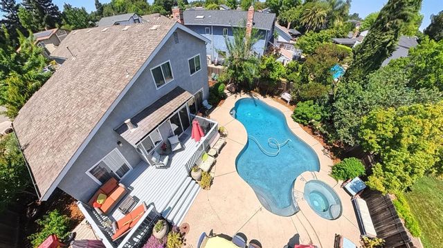 9881 Turtle Dove Ct, Elk Grove, CA 95624