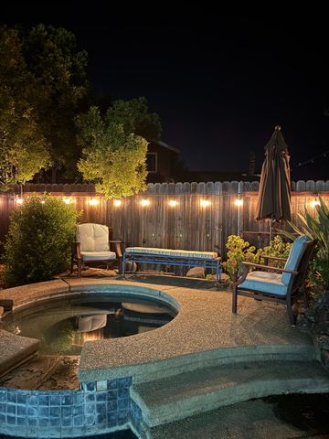 9881 Turtle Dove Ct, Elk Grove, CA 95624
