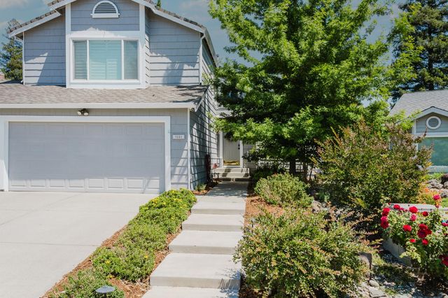 9881 Turtle Dove Ct, Elk Grove, CA 95624