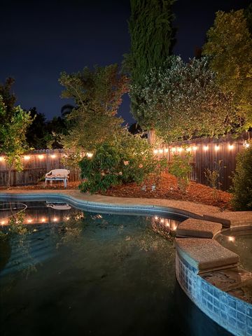 9881 Turtle Dove Ct, Elk Grove, CA 95624
