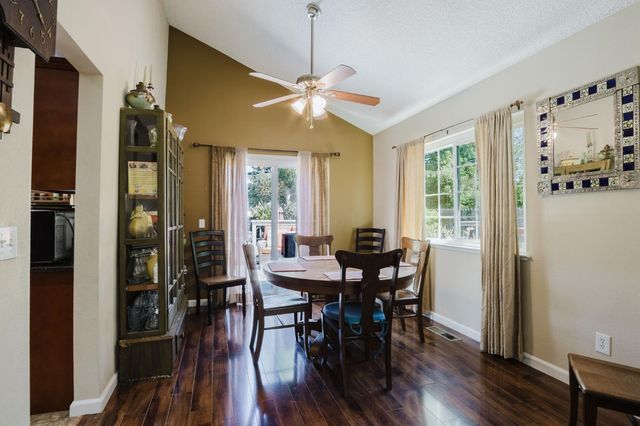 9881 Turtle Dove Ct, Elk Grove, CA 95624
