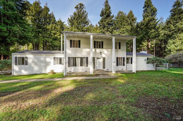 19701 Noyo Acres Dr, Fort Bragg, CA 95437