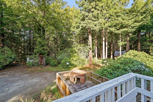 19701 Noyo Acres Dr, Fort Bragg, CA 95437