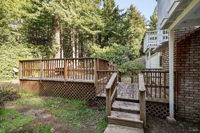 19701 Noyo Acres Dr, Fort Bragg, CA 95437
