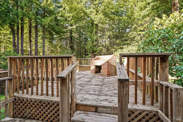 19701 Noyo Acres Dr, Fort Bragg, CA 95437