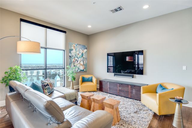 330 Las Colinas Boulevard E 1508, Irving, TX 75039