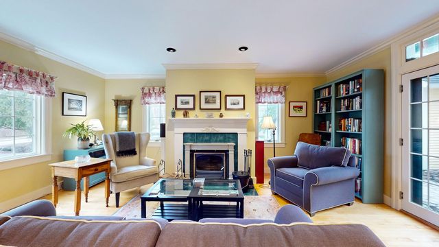 399 Pulp Mill Bridge Road, Weybridge, VT 05753