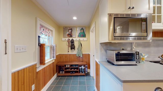 399 Pulp Mill Bridge Road, Weybridge, VT 05753