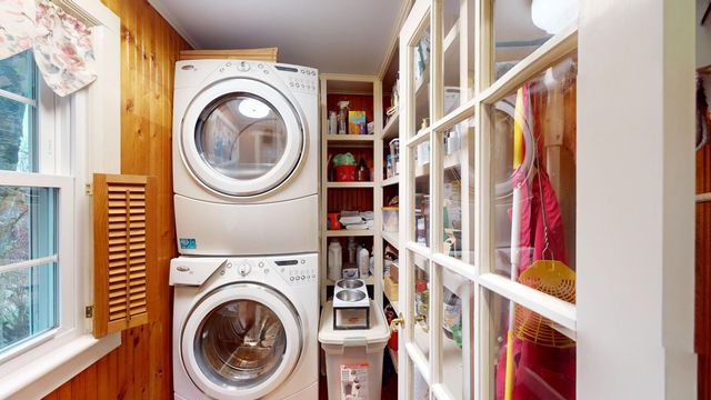 399 Pulp Mill Bridge Road, Weybridge, VT 05753