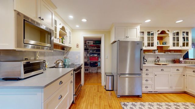 399 Pulp Mill Bridge Road, Weybridge, VT 05753