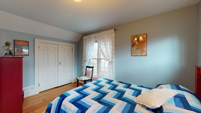 399 Pulp Mill Bridge Road, Weybridge, VT 05753