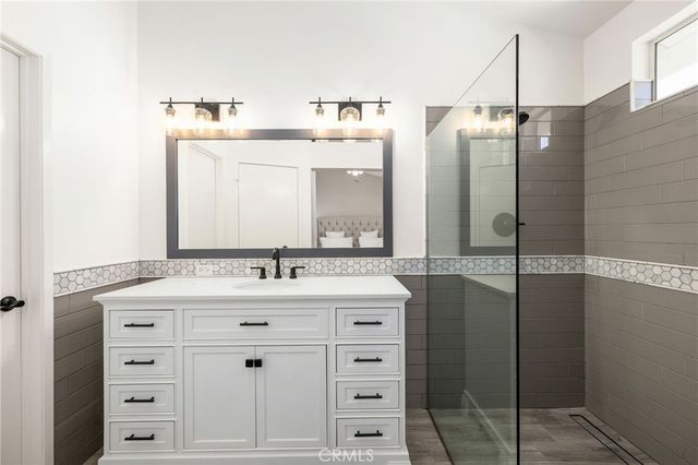 91 Carlsbad, Aliso Viejo, CA 92656