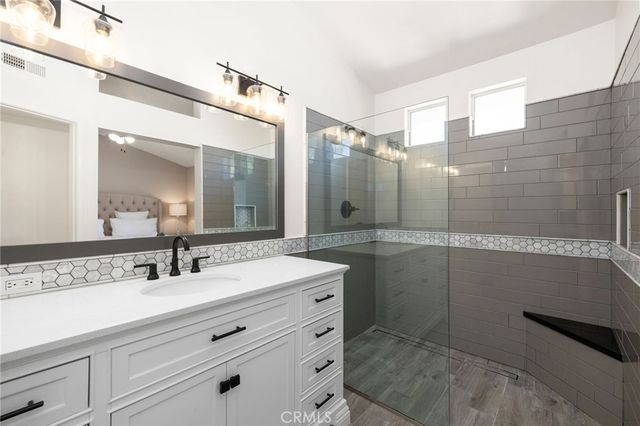 91 Carlsbad, Aliso Viejo, CA 92656