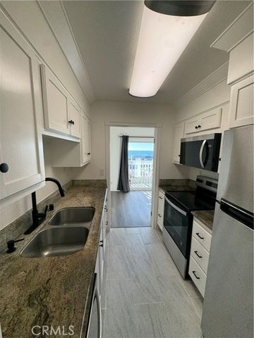 630 The Village 117, Redondo Beach, CA 90277