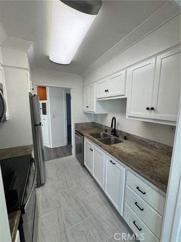 630 The Village 117, Redondo Beach, CA 90277