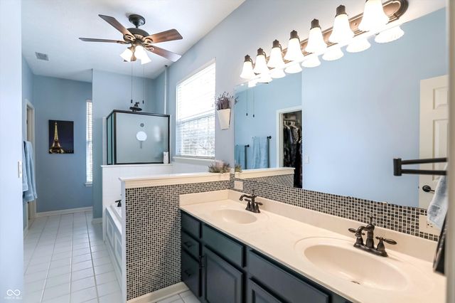 14398 Harrison Parkway, Fishers, IN 46038