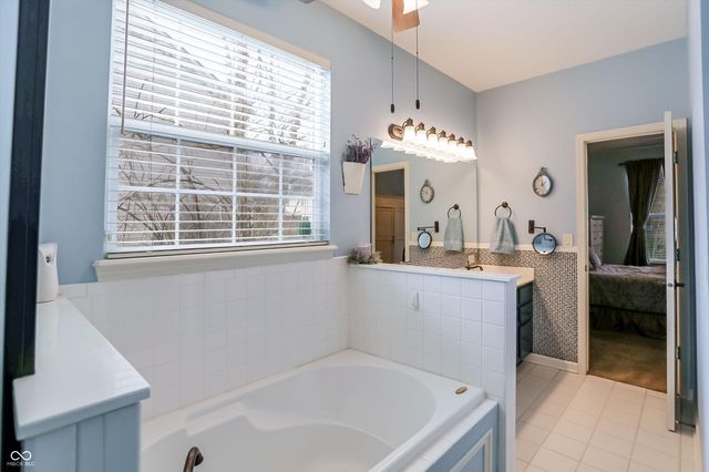 14398 Harrison Parkway, Fishers, IN 46038