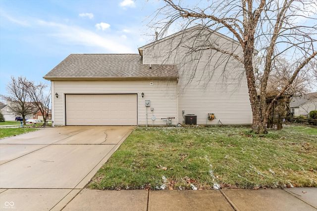 14398 Harrison Parkway, Fishers, IN 46038
