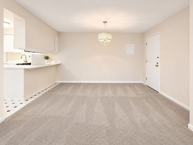1461 Pawtucket Blvd 3-5, Lowell, MA 01854