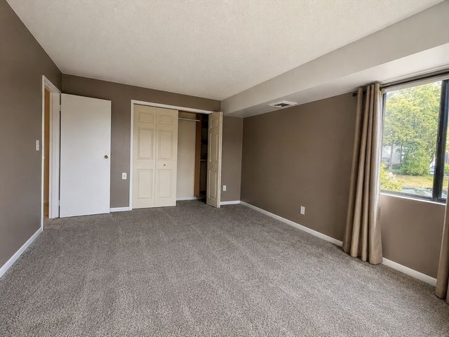 1461 Pawtucket Blvd 3-5, Lowell, MA 01854