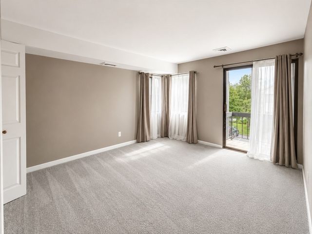 1461 Pawtucket Blvd 3-5, Lowell, MA 01854